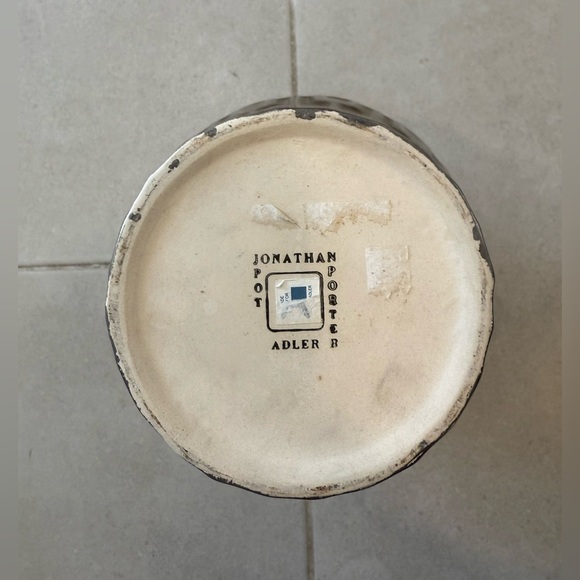 Jonathan Adler Silver Mirrored Vase - Picture 7 of 7